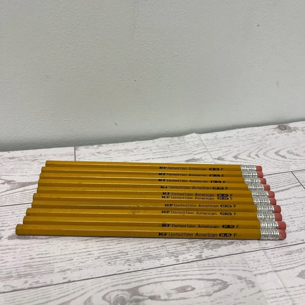 Vintage Eberhard Faber American 2.5 F Pencils Yellow Lot of 10 Unsharpened USA